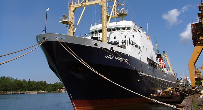 The Senegalese military detained the Oleg Naydenov trawler 46 miles off the coast of Guinea-Bissau. Source: ITAR-TASS