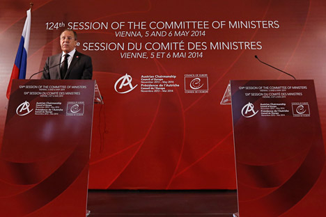 Sobre a participação das tropas ucranianas no leste da Ucrânia, Lavrov pediu para as autoridades de Kiev pararem de recorrer ao Exército na repressão a protestos civis Foto: Reuters