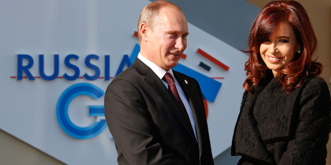 Russian president Vladimir Putin (left) met Argentinian president Cristina Fernandez at the G20 meeting in St.Petersburg last year. Source: Reuters