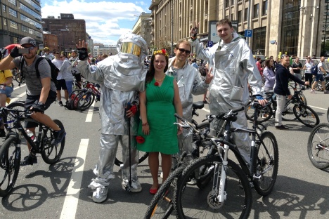 They swapped their spacecraft for a bike. Source: Elena Bobrova