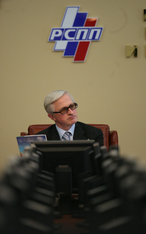"A situação atual é relacionada com problemas estruturais da economia russa e com a falta de um clima de investimento favorável", diz Chôkhin  Foto: RG