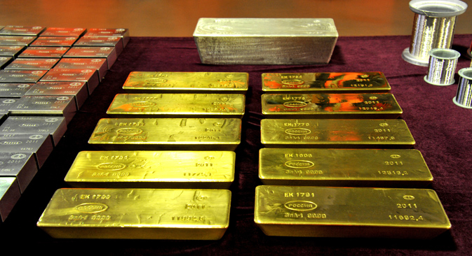 Analysts say gold producers must make tricky decisions on mergers and acquisitions. Source: Photoshot / Vostock-Photo