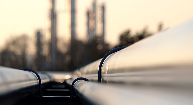 Analysts predict a fall in oil and gas production and lower oil prices. Source:  Shutterstock 