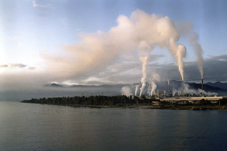 The major industrial polluter of Lake Baikal is the Baikalsk Paper and Pulp Mill. Source: Peter Malinowski / RIA Novosti