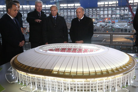 President gets complete backing for tournament from FIFA head Sepp Blatter. Source: Konstantin Zavrazhin / RG