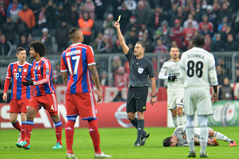 Momento da partida que marcou a derrota do CSKA Moscou para o Bayern de Munique Foto: AP