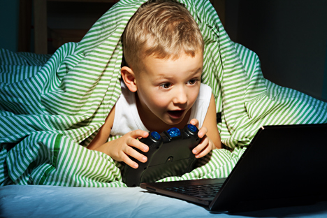 For a child, an online game is one of the most effective ways of studying the history of one’s country. Source: Lori/Legion Media