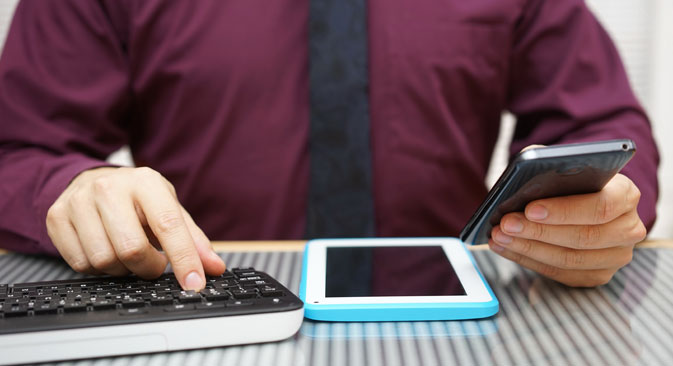 CrocoTime is installed on the client company’s server and comes with so-called “monitoring agents” that access employees’ computers. Source:  Shutterstock 