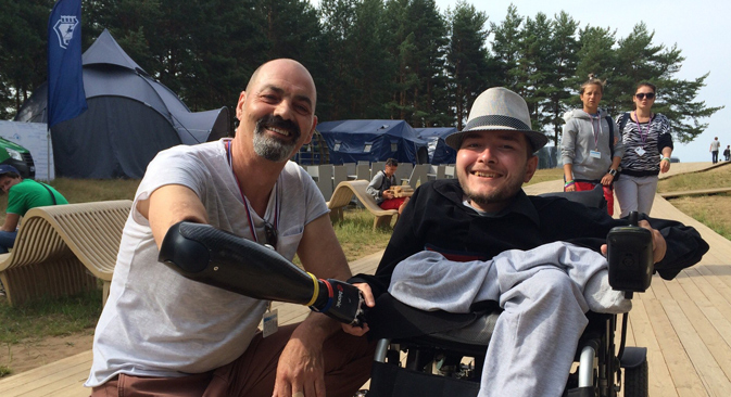 Russia's computer scientist Valery Spiridonov (right), suffering from Werdnig Hoffman's disease, volunteers for the world's first head-to-body transplant. Source: Personal archive