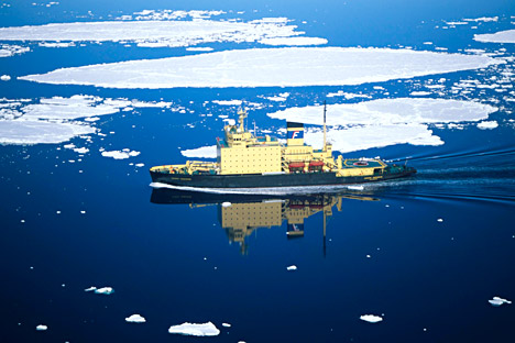 The laser works like a glass-cutting tool, making incisions in the ice in front of an icebreaker to facilitate the passage of the vessel. Source: DPA / Vostock-Photo