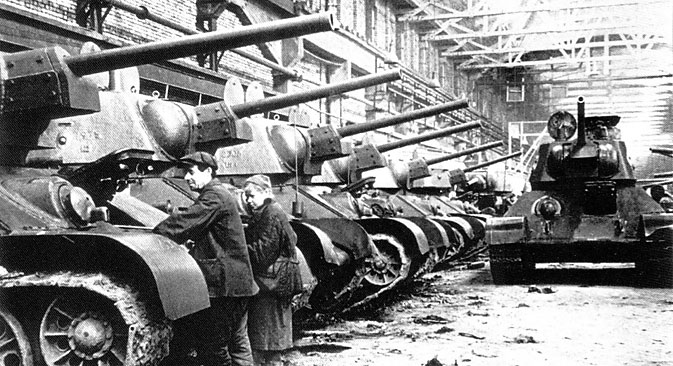 Assembled T 34 tanks in a shop of Chelyabinsk tank production factory. Source: TASS