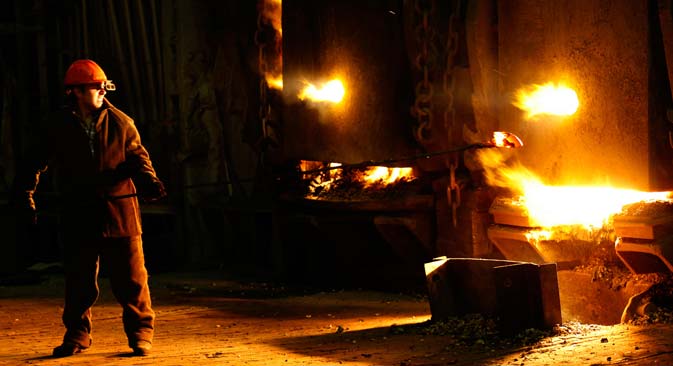 The foundry of the Petrostal metallurgical works incorporated in the Kirovsky Zavod machine building plant. Source:  Alexei Danichev / RIA Novosti