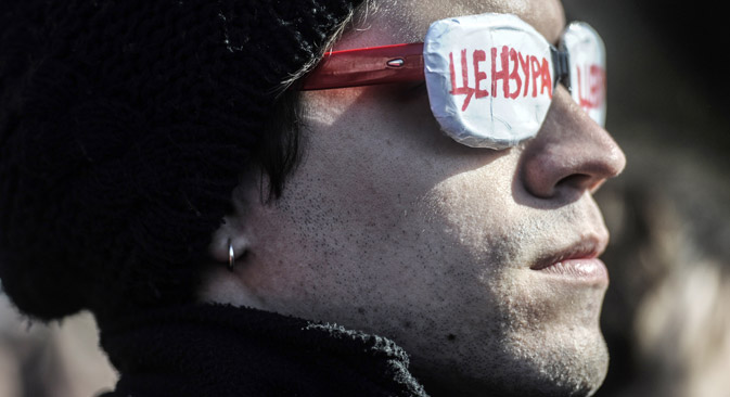 Participant of the rally "For the Freedom of Art" on Lenin Square in Novosibirsk, April 5, 2015. Source: Evgeny Kuskov / TASS