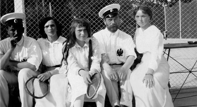 Tsar Nicholas II of Russia with his daughters on the tennis court, early 20th century. Source: Alamy/Legion Media 