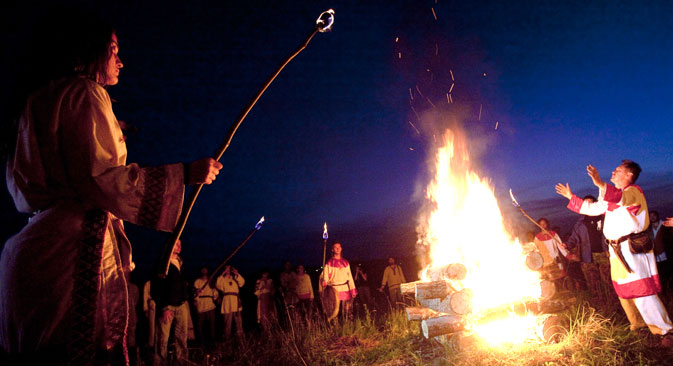 Enthusiasts celebrating the Perun's Day pagan festival at the Gamayunshchina pagan temple in Kaluga, 2009. Source: Iliya Pitalev / RIA Novosti 