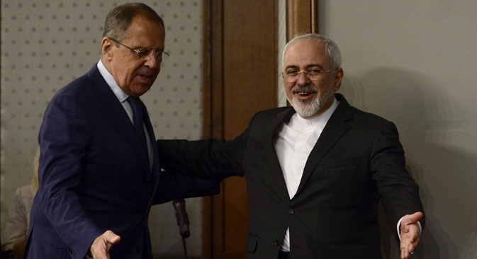Iranian Foreign Minister Mohammad Javad Zarif and Russian Foreign Minister Sergey Lavrov attend a press conference at the Russian Foreign Ministry's guest house in Moscow, on August 17, 2015. Source: Getty Images / Fotobank
