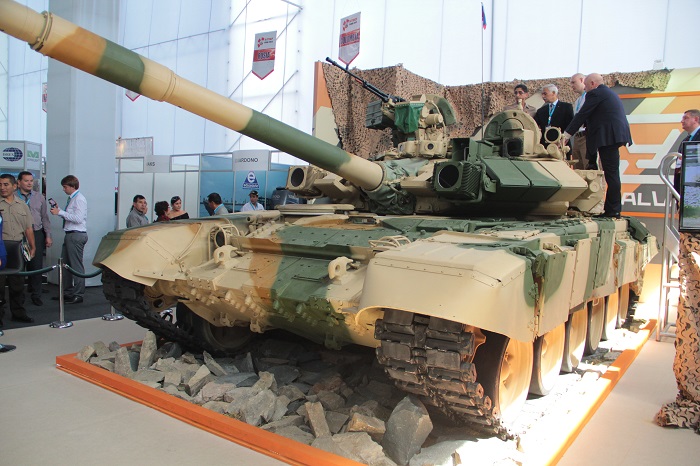 Modelo del tanque T-90.
