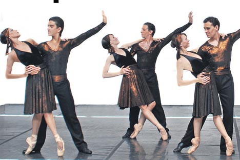 Los bailarines y coreógrafos provienen de diferentes teatros argentinos. Fuente: Archivo Personal.