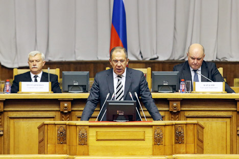 Serguéi Lavrov, ministro de Asuntos Exteriores de Rusia, comenta en una entrevista el diálogo que  Moscú mantiene con los líderes de las dos economías más fuertes del mundo. Fuente: ITAR-TASS