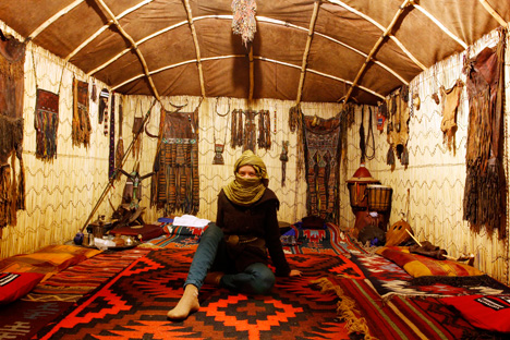Dentro de la gran yurta del Museo de las Culturas Nómadas de Moscú. Fuente: Vadim Kantor.