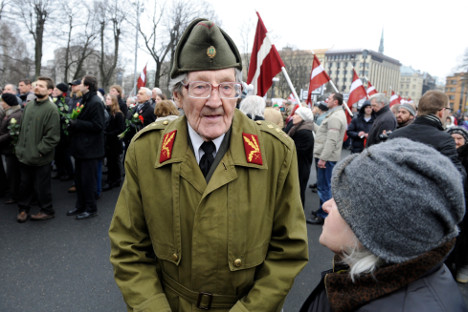 Cada año en estas repúblicas bálticas se realizan homenajes públicos a veteranos que lucharon codo con codo con las tropas de Hitler. Fuente: AP