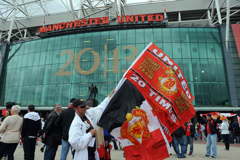 Convertida en patrocinadora del club, Aeroflot planea exponer un avión Superjet al lado del estadio Old Trafford. Fuente: Photoshot / Vostok photo