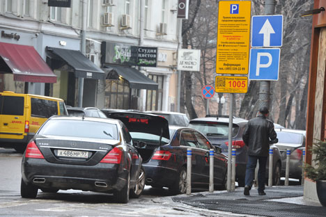 El ayuntamiento de Moscú recauda más de 750.000 dólares en un mes tras instalar parkings de pago. Fuente: PhotoXpress