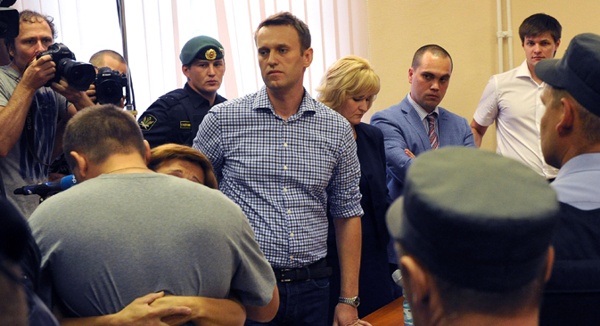 Navalni tras la sentencia que lo ha condenado por robo. Fuente: AFP / East News.