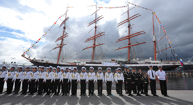 Finaliza en San Petersburgo la vuelta al mundo que el velero comenzó hace 14 meses. Fuente: ITAR-TASS