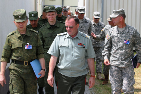 Miembros de la misiones de paz han sido condecorados con medallas del estado de Georgia. Fuente: U.S. Army Europe / flickr.com