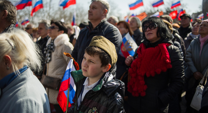 Los sociólogos apuntan a las Olimpiadas y a Crimea como causas. Fuente: AP