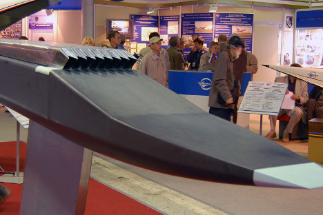 Un estatorreactor de combustión supersónica en la exposición MAKS-2009. Fuente: archivo