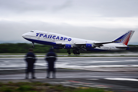 Los problemas financieros de las compañías aéreas rusas se deben, principalmente, al aumento de su carga crediticia y la caída del curso del rublo. Fuente: Yuri Smitiuk / TASS