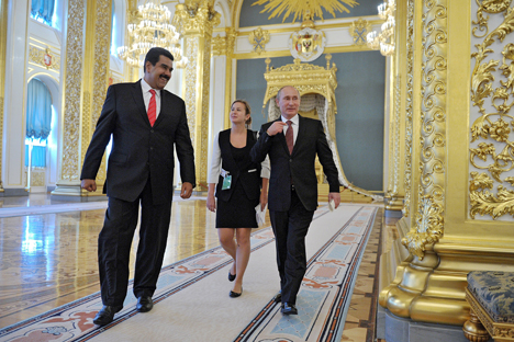 Visita de Maduro a Moscou sinalizaria “solidariedade” com o governo de Pútin Foto: AP