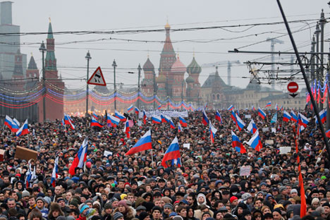 La marcha en memoria de Borís Nemtsov, celebrada el 1 de marzo, reunió a miles de personas en el centro de Moscú. Fuente: AP.