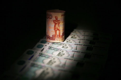 Segundo especialista, jogo especulativo pode mudar a direção da moeda russa a qualquer momento Foto: Reuters