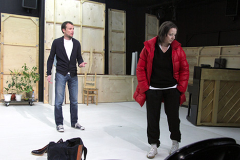 Acteurs : Andreï Kuzichev, Evguénia Dobrovolskaïa. Source : www.mxat.ru