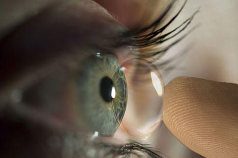 La vitesse de récupération de l'œil après le port de la lentille dépendra du niveau d'altération de l'organe et de la substance en cause. Crédit : PhotoXpress