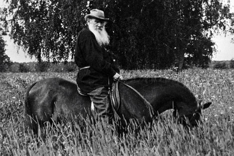 Léon Tolstoï dans son domaine de Iasnaïa Poliana. Crédit : RIA Novosti