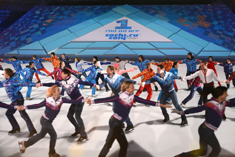 Scène d’une cérémonie se déroulant à Sotchi exactement un an avant l’ouverture des  Jeux olympiques d’hiver 2014. Crédit photo : Kommersant photo