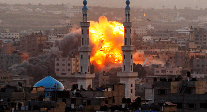 Le 17 novembre 2012, une explosion violente à Gaza. Crédit : AP
