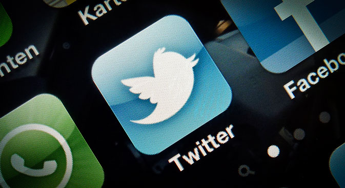 Roskomnadzor menait des négociations avec Twitter depuis l'apparition dans le registre unique des premiers liens vers des messages illégaux. Crédit photo : AP