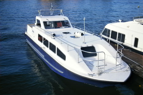 Les aquabus sont une alternative aux bateaux mouches, plus onéreux. Crédit : Inter Yacht Service