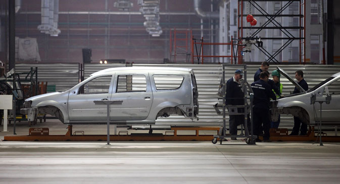 Lada Largus, la première voiture fabriquée par l'usine russe sur la plate-forme de Renault. Crédit : Getty Images/Fotobank