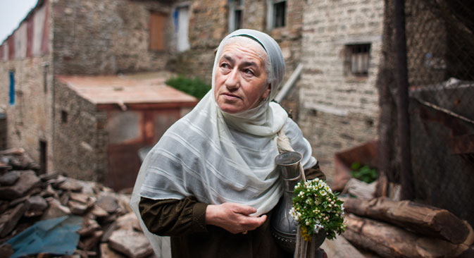 Les demandes de la popula- tion sont avant tout d’ordre social : défense des droits des femmes et infrastructures. Crédit photo : Max Avdeev