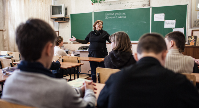 Salle de classe dans une école russe à Sébastopol. Crédit : Sergueï Savostianov/RG