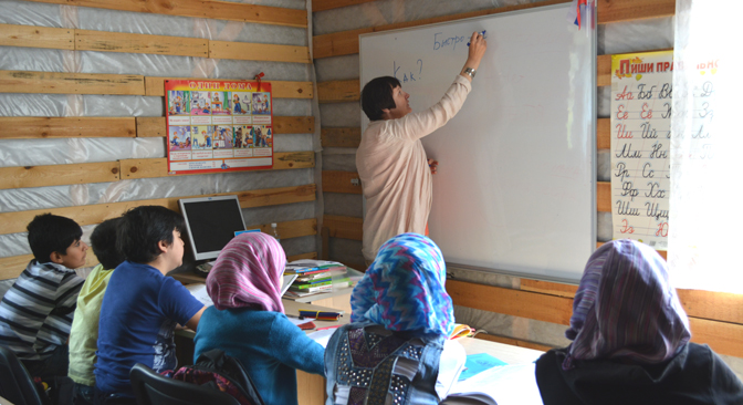 Leçon dans l'"école syrienne" de Noguinsk.