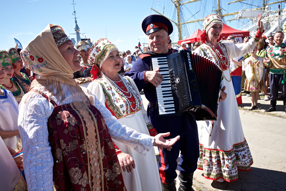 Chants au village russe. 