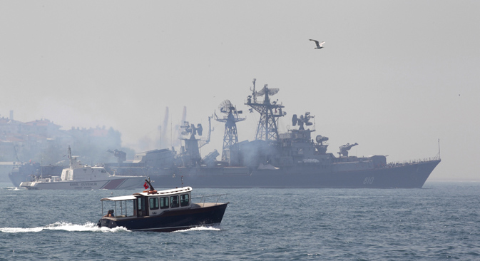 Navios russos estão sendo enviados ao Mar Mediterrâneo em sistema de rodízio Foto: Reuters