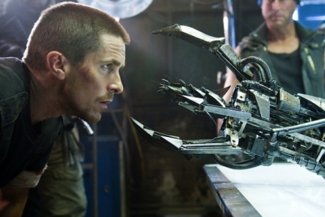 Zemlje s naprednom obrambenom tehnologijom danas aktivno koriste automatske vojne sustave. Slika iz filma Terminator 3: Pobuna strojeva. Izvor: Kinopoisk.